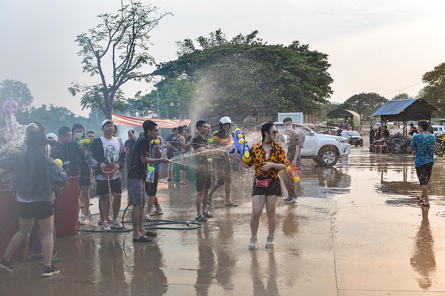 Free Songkran Songkran Festival photo and picture