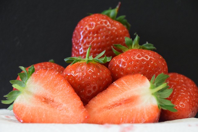 Erdbeeren, Früchte, Reife Erdbeeren
