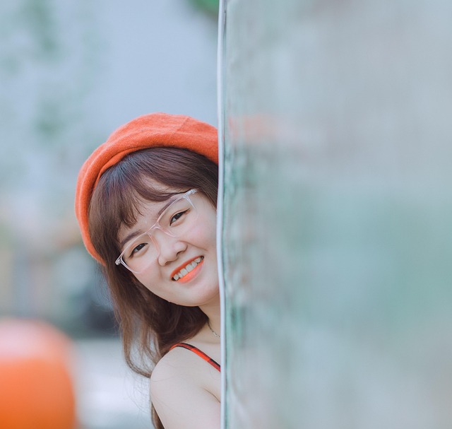 Free Woman Model photo and picture