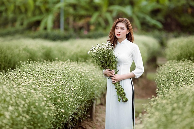 Frau, Modell, Blumen Hintergrund, Blumen