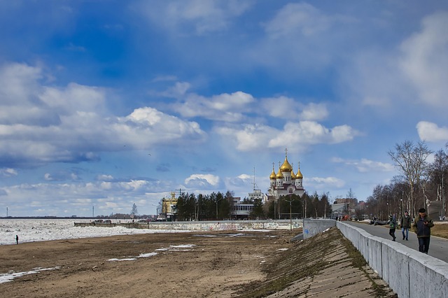Free Arkhangelsk Embankment photo and picture