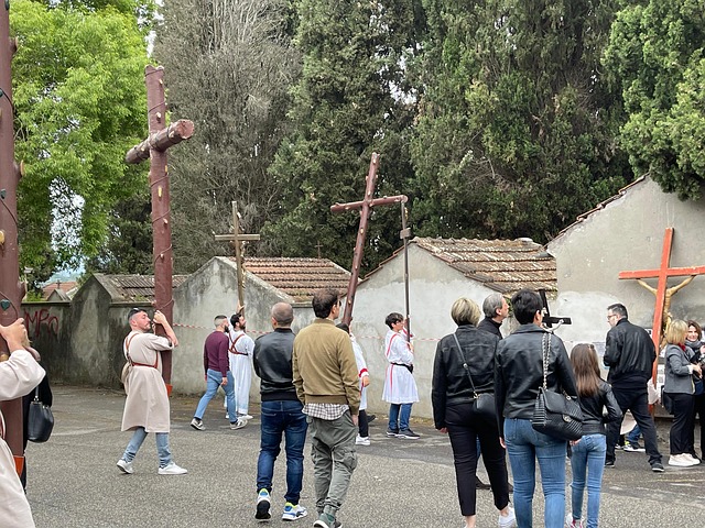 Free Croce Cristo photo and picture