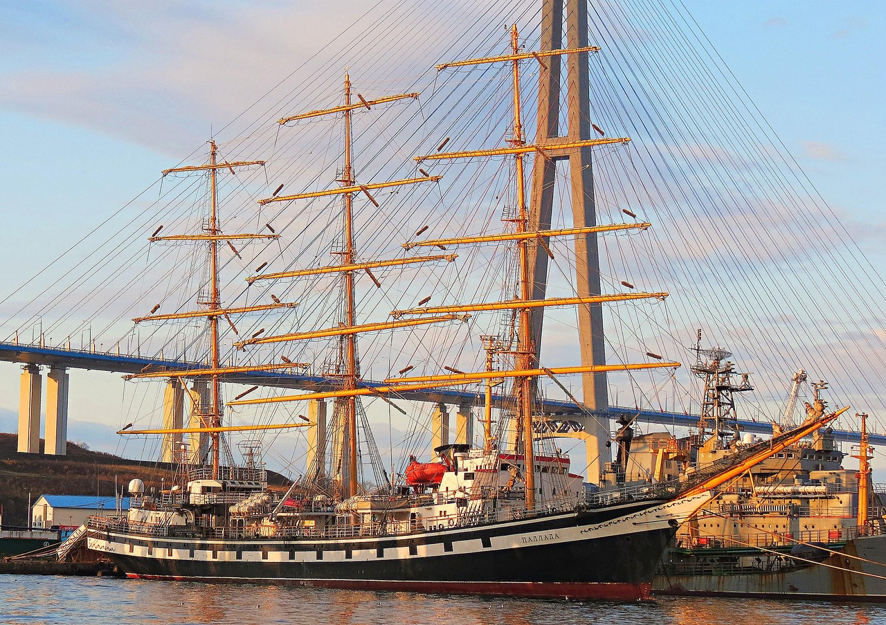 Vladivostok - free online jigsaw puzzle photo