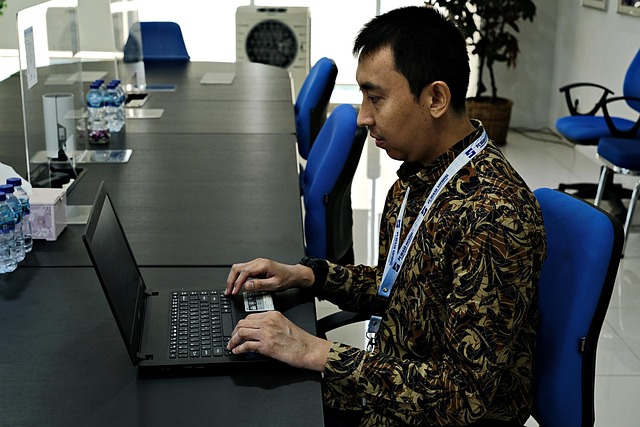 Administrator, Kleriker, Tippen