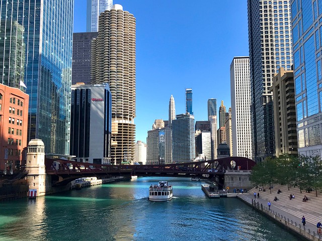 Free Chicago Chicago River photo and picture
