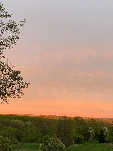 Atardecer, El Verano, Aldea