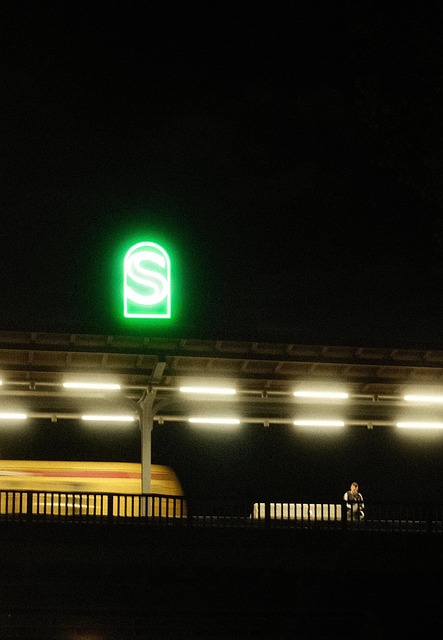 Berlin, Deutschland, Nacht, Sbahn