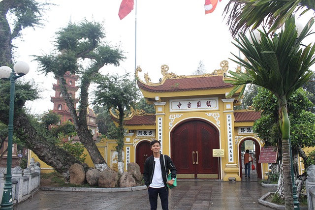 Free Pagoda Hanoi photo and picture