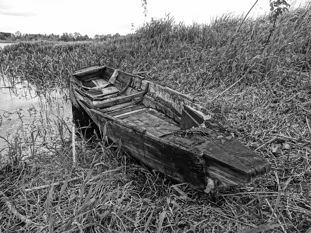 Abandoned Boat River Old Free Photo On Pixabay