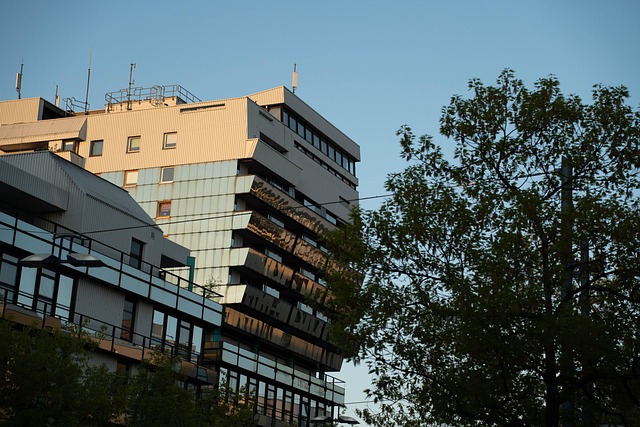 Free Building Architecture photo and picture
