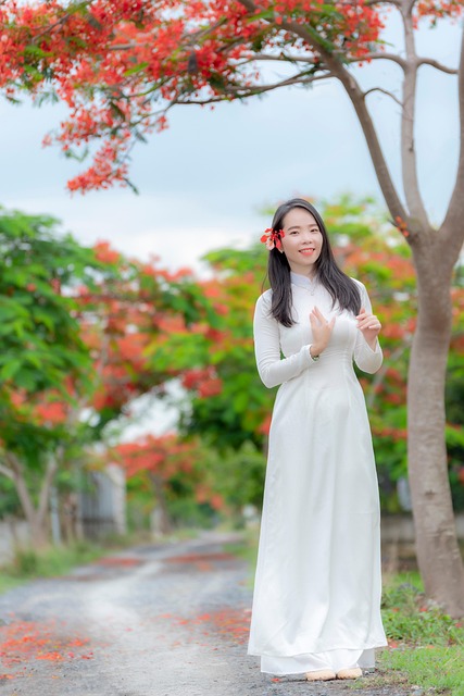 Free Asian Woman Flowers photo and picture