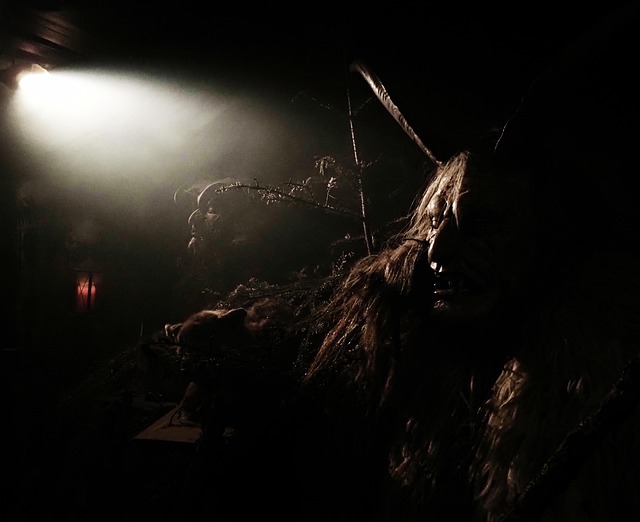 Krampus, Costumbres Regionales, Demonio