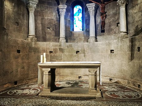 Alter, Kirke, Katedral, Kloster, Bede