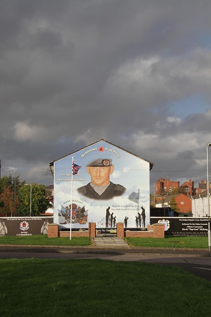 Belfast, Wandgemälde, Politisches Symbol