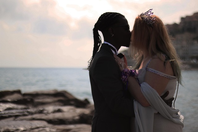 Free Kiss Love photo and picture