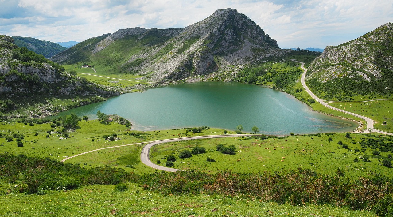 lakes-covadonga-asturias-free-photo-on-pixabay-pixabay