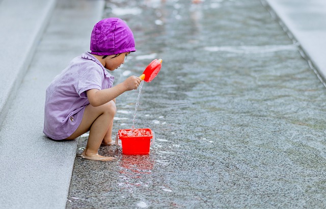 Free Girl Play photo and picture
