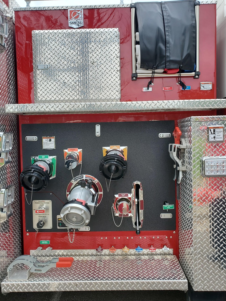 Feuerwehrauto-Konfetti Aus Glitzerkarton – 120 Stück Für Mottoparty & Tischdeko