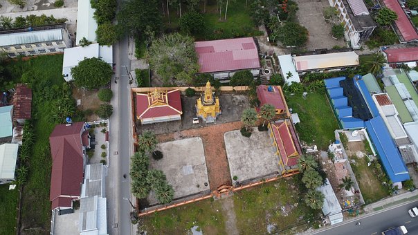 Nadie, Crimen De Guerra Nazi, Vietnam