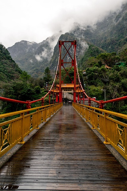 Most, Chrám, Vrch, Taiwan, Dážď, Mraky