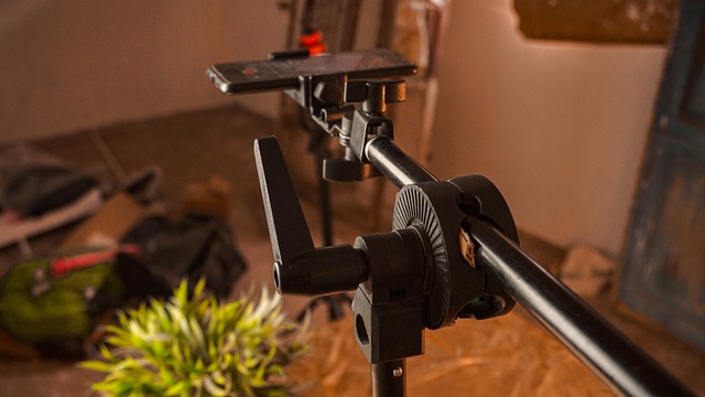 Free Overhead Clamp photo and picture