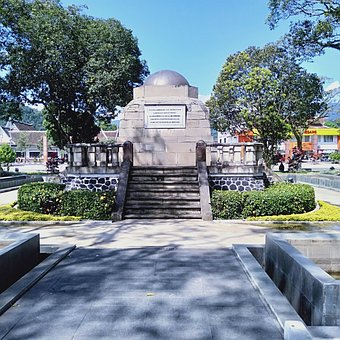 Free Monument Architecture photo and picture