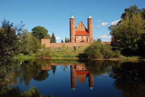 1+ Free Brochow & Church Images - Pixabay