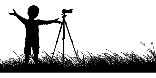Free child camera silhouette illustration