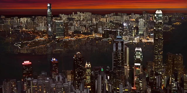 Free city sci-fi futuristic illustration
