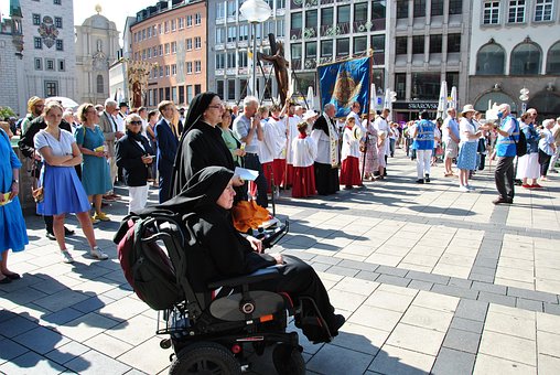 Jesu Legeme, Menneskemængde, Kristendom