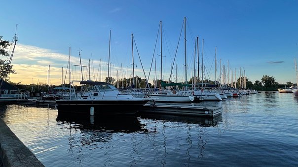 Free Yatch Boat photo and picture