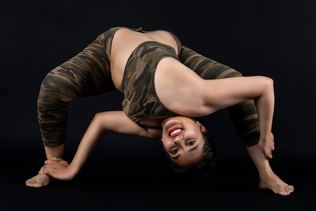 Free Yoga Asanas Acroyoga photo and picture