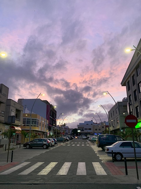 Free Vecindario Town photo and picture