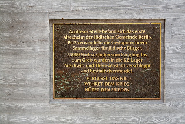 Free Berlin Monument photo and picture