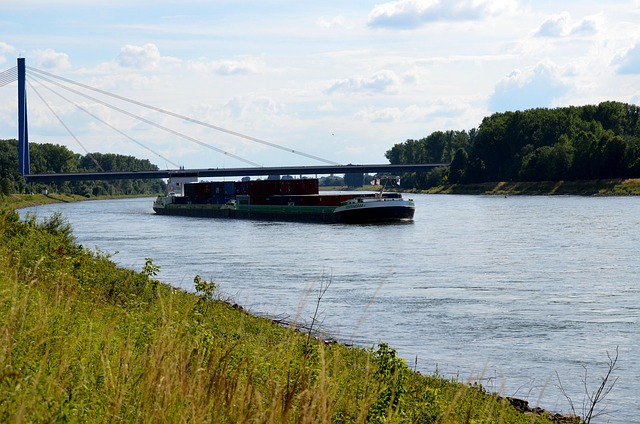 Schip, Container, Rivier, Brug