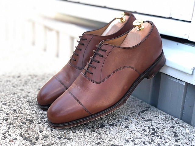 Los Zapatos De Cuero