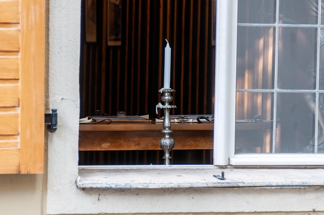 Free Window Candle photo and picture