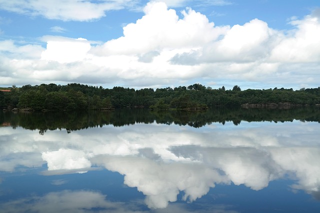 Free Lake Nature photo and picture