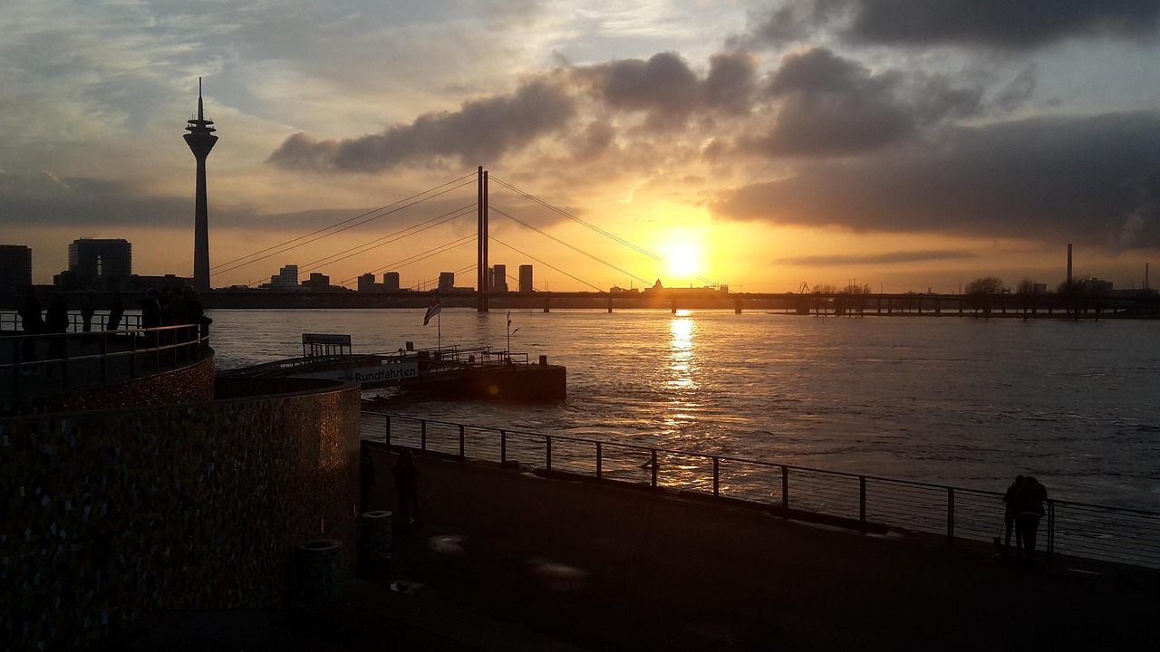 Düsseldorf Rhein Sonnenuntergang - Kostenloses Foto auf Pixabay - Pixabay