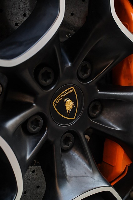 Free Car Logo photo and picture