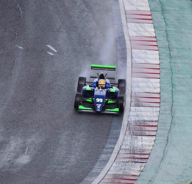 Free Cars Race photo and picture