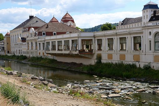 Slecht Neeahr, Kurhaus, Flood Ramp