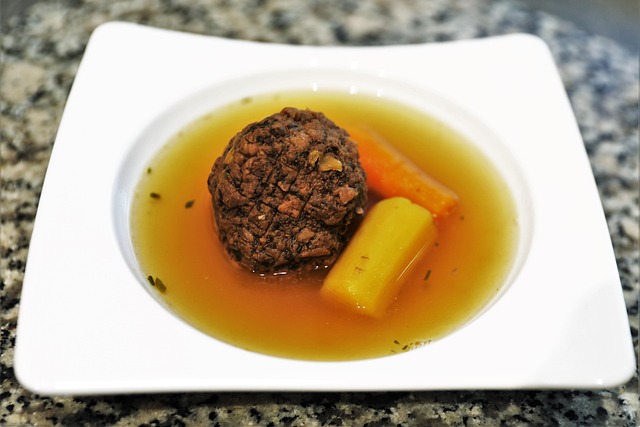 Bola De Masa De Hígado, Sopa