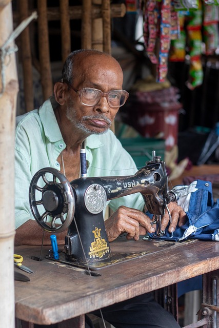 Free Tailor Old Man photo and picture