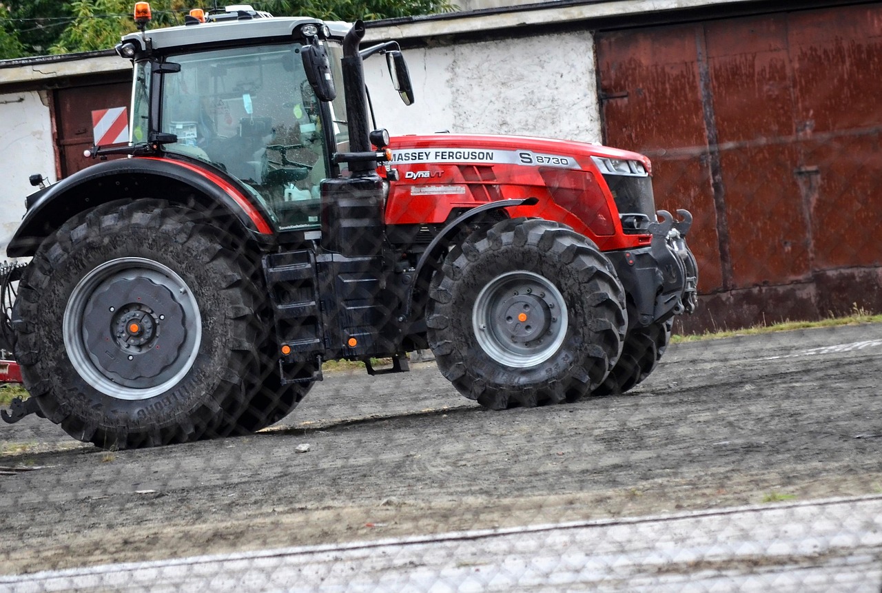 Trackter Vehicles Tractor Vehicle Machinery - Free photo on Pixabay - Pixabay