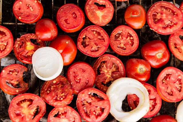 Free Tomatoes Onion photo and picture