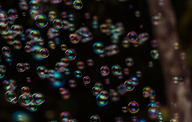 Free Soap Bubbles Multicoloured photo and picture