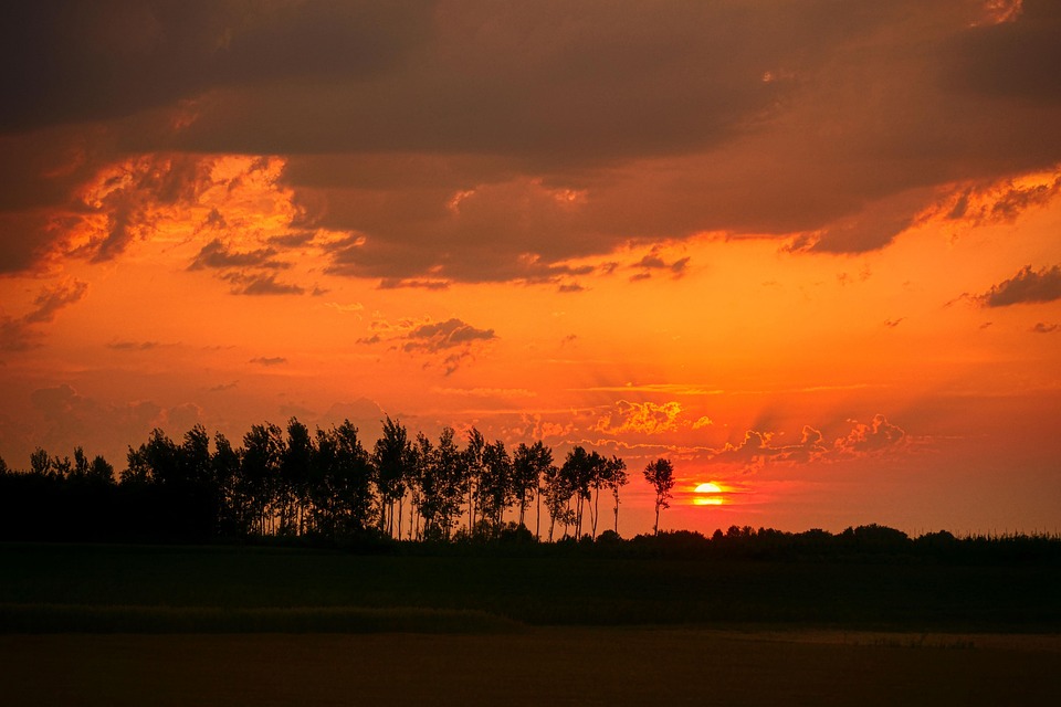 sunset-7345719_960_720.jpg