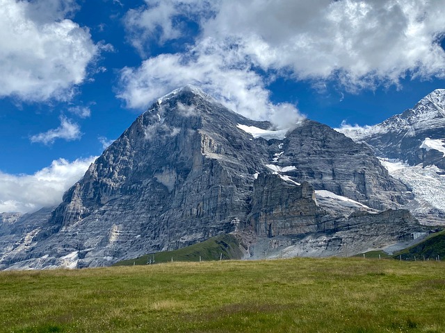Free Mountains Summit photo and picture