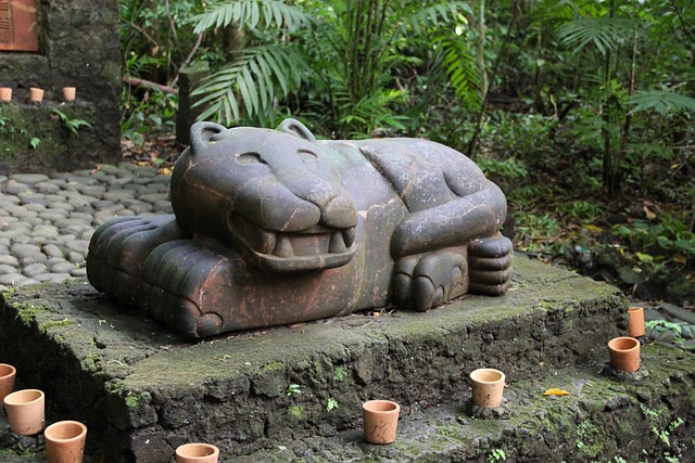 Free Sculpture Statue photo and picture